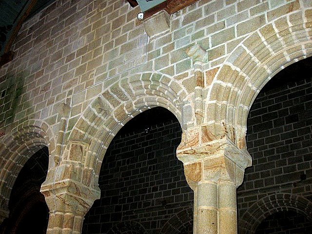 05-Arcades nef